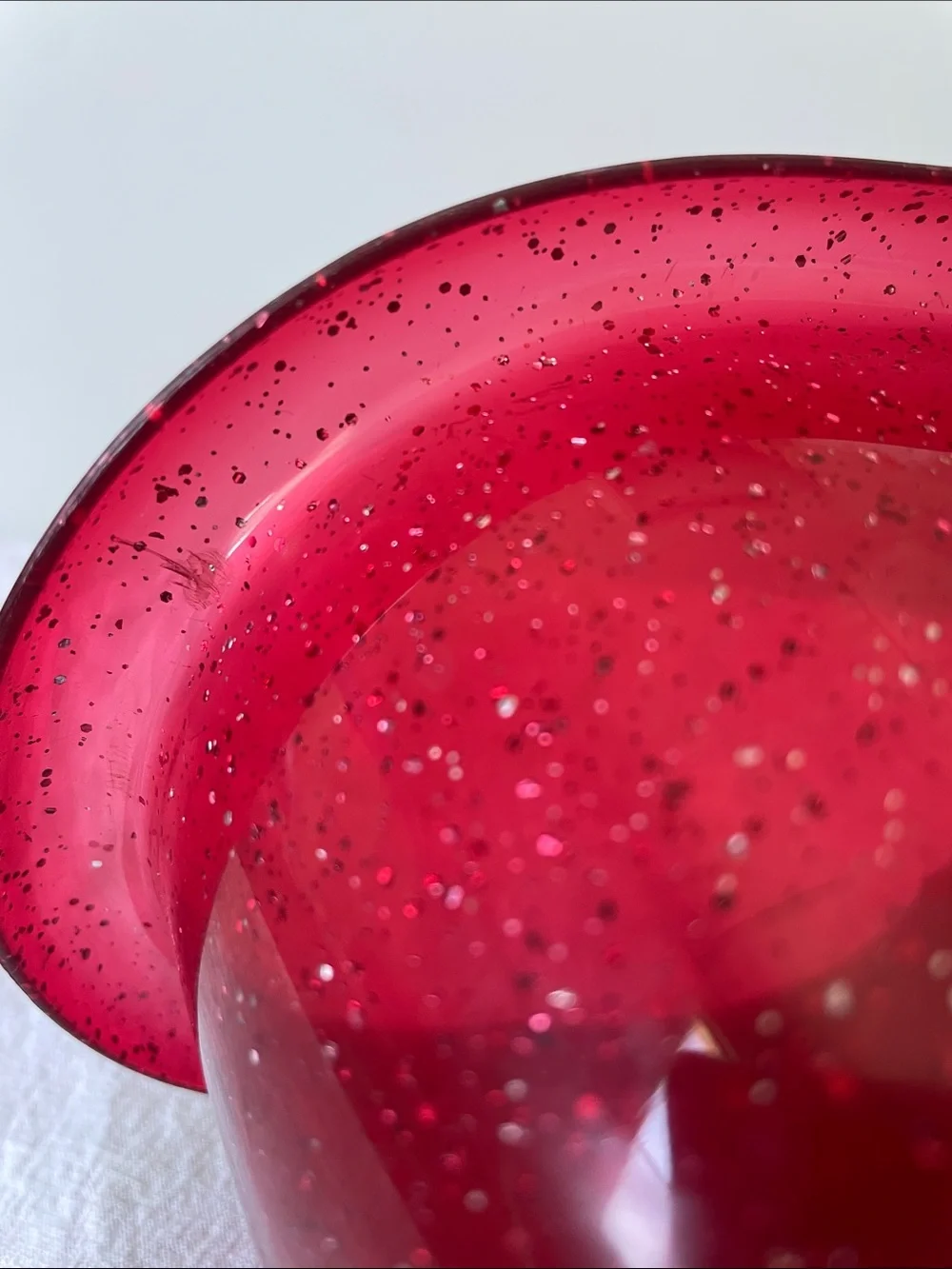 Bath & Body Works Glitter ClawFoot Bathtub Plastic Acrylic Red  10.5x5.5x5.5”